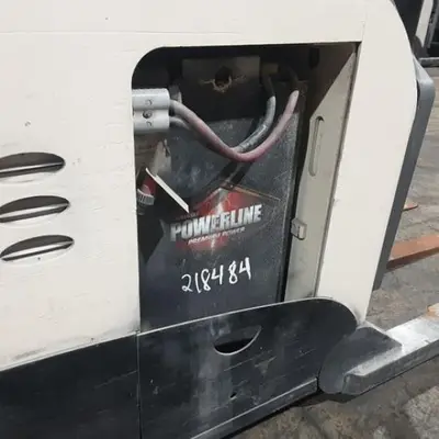 USED 2019 CROWN RR5725-45