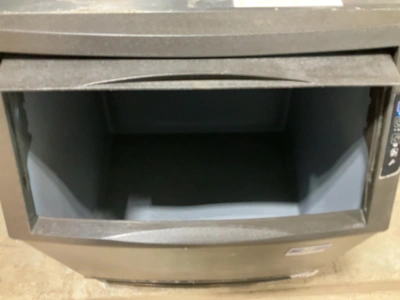 Used MANITOWOC UYF0140A-161B Ice Machines Michigan US | Miedema Asset Management Group #1580072