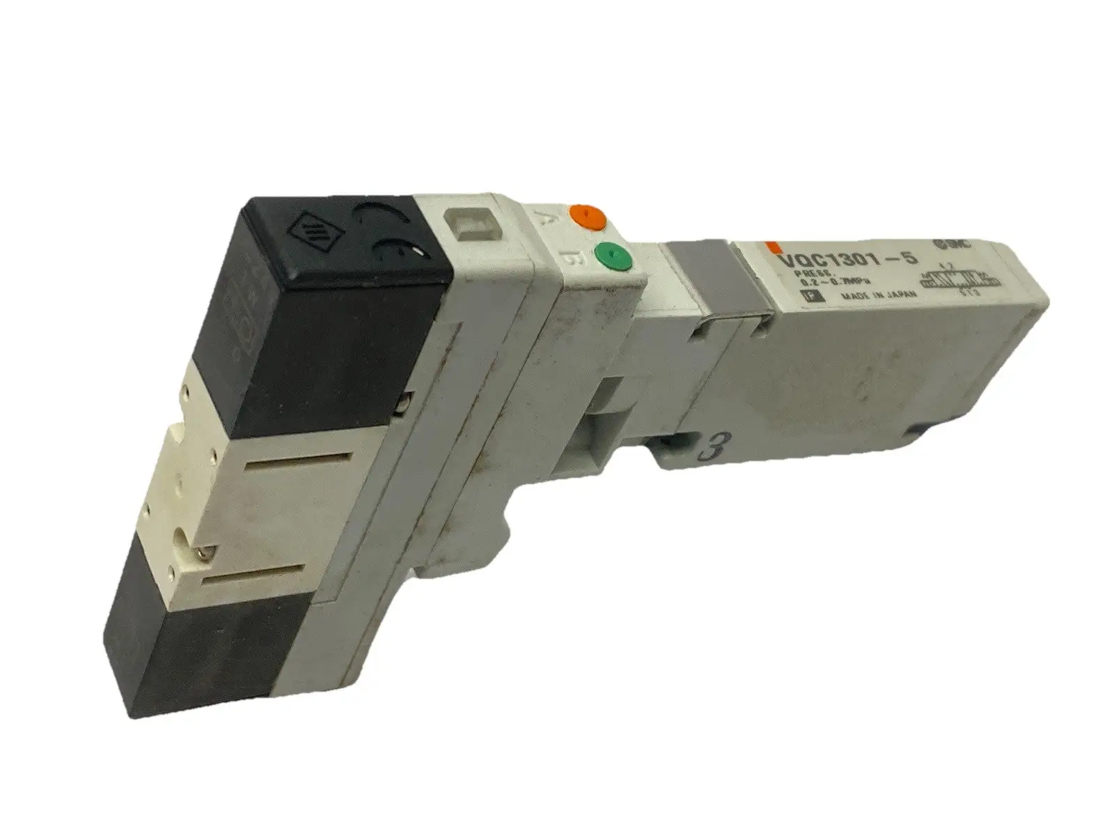 VQC1301-5 | SMC  Pneumatic Solenoid Valve 5-Port - Used