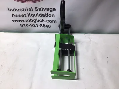 Albion B26T400 Heavy-Duty Manual Adhesive Applicator Gun