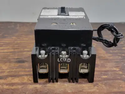 Used WESTINGHOUSE FB3040PL Switchgears British Columbia CA | Lenmark #242249