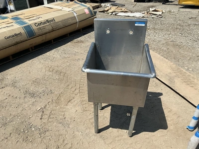 Used _UNKNOWN_ _UNKNOWN_ Sinks Michigan US | Miedema Asset Management Group #1307917