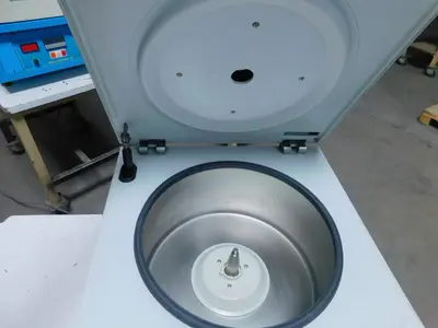 Used EPPENDORF 5804 Centrifuges Texas US | Aucto #1453339
