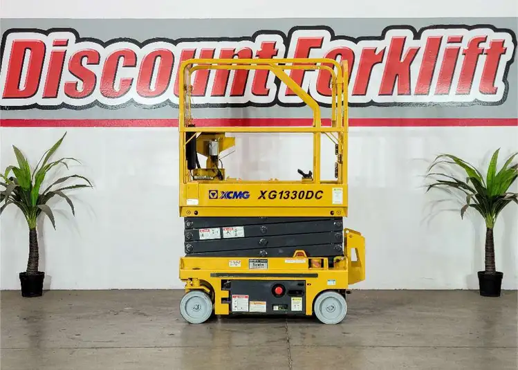 Used 2021 XCMG XG1330DC Scissor Lifters Colorado US | Discount Forklift #388930