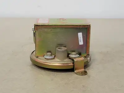 NEW DWYER INSTRUMENTS 1910-5