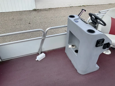 Used 1998 TRACKER PONTOON Boats (Misc) Michigan US | Miedema Asset Management Group #1425092