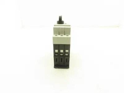 Moeller PKZM4-32 Manual Motor Starter 24-32A 30Hp 600vAC 3Ph