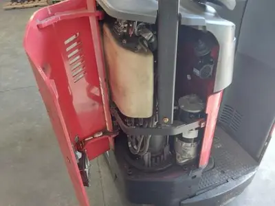 USED 2018 RAYMOND 750 R45TT