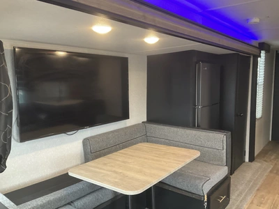 Used 2022 CHEROKEE 274AK Campers, Caravans, Motorhomes Michigan US | Miedema Asset Management Group #1330197