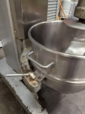 USED HOBART H-600