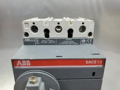 ABB SACE S3H-D 3-POLE 225A 500VDC Molded Case Switch. 1C-26