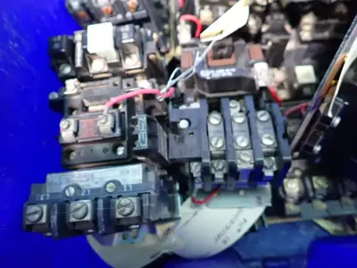 Allen Bradley  Reversing Motor Starters