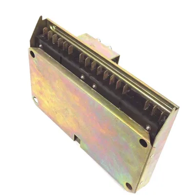 USED HONEYWELL R4138D-1016 FLAME CONTROL