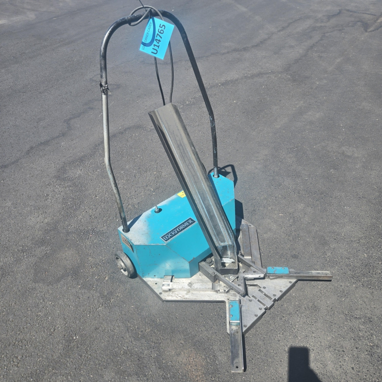Used _UNKNOWN_ _UNKNOWN_ Corner Formers Washington US | Benoit Sheet Metal Equipment, Inc #1128736