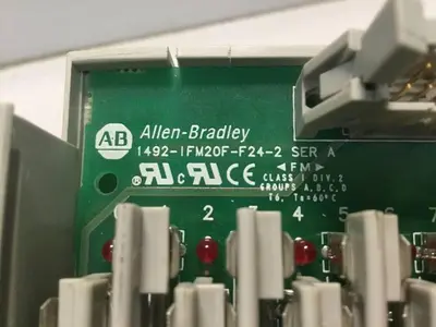 USED ALLEN BRADLEY 1492-IFM20F-F24-2