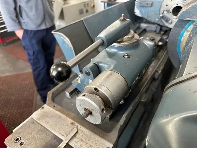 JONES & SHIPMAN 1074 Universal Cylindrical Grinders | Charter Auctions (8)