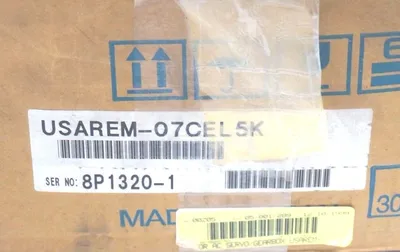 NEW YASKAWA USAREM-07CEL5K SERVO MOTOR W/ GEAR HEAD USAREM07CEL5K
