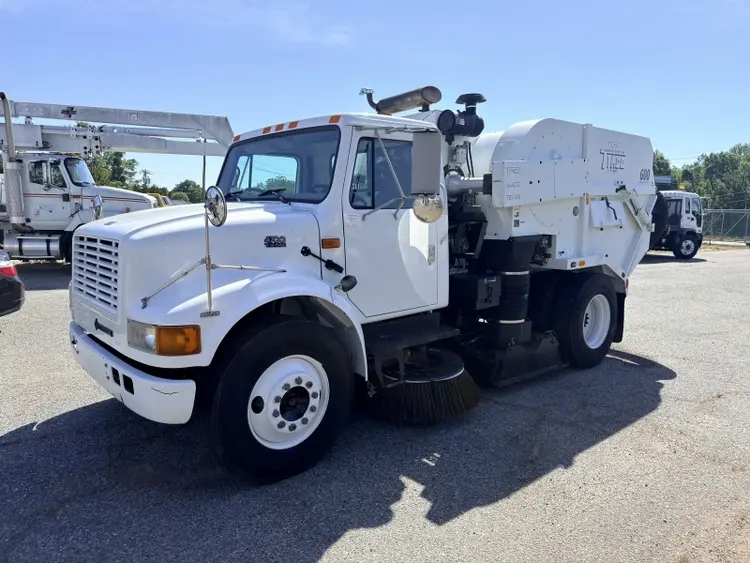 Used 2001 INTERNATIONAL 4700 Dump trucks North Carolina US | Levan Equipment #1545589