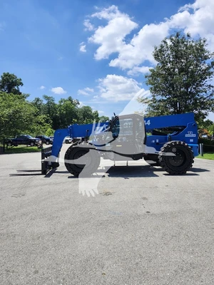 USED 2025 GENIE GTH844