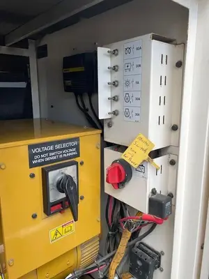 USED 2019 CATERPILLAR XQ35