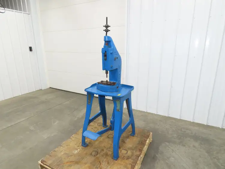 Used FAMCO _UNKNOWN_ C-Frame Presses Indiana US | Arrow Industrial #649213