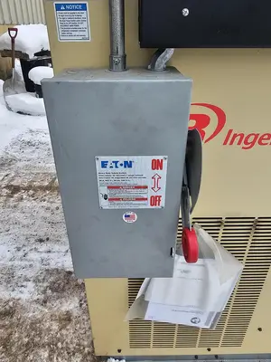 USED 2015 INGERSOLL RAND NVC1200A40N