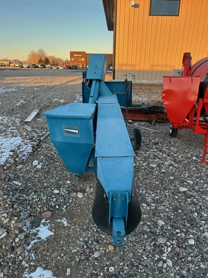 Used _UNKNOWN_ _UNKNOWN_ Dry Spreaders Idaho US | Tri-Steel Manufacturing #1557142