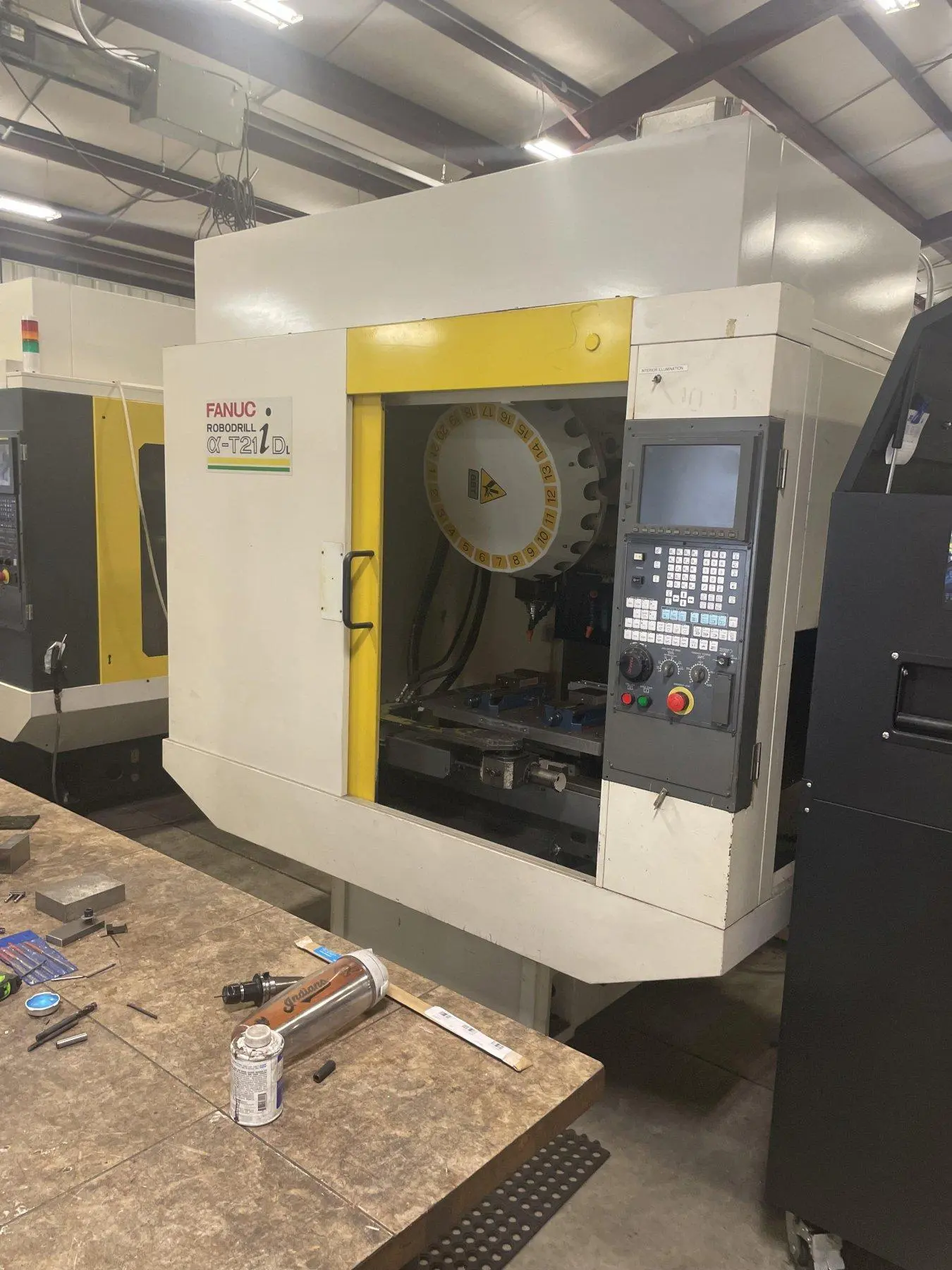 USED FANUC ROBODRILL