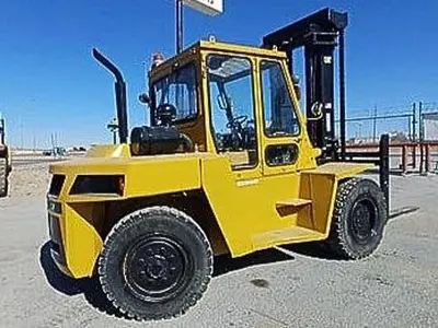 USED 1995 CAT DP90