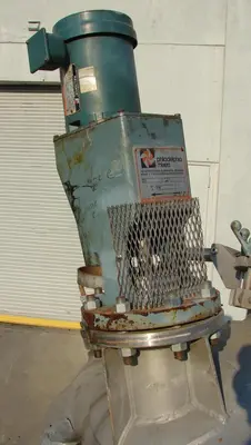 SPC4382  Reactor 200 gallon Mueller chemical reactor, 50 psi internal, 150 psi jacket, 1 hp agitator