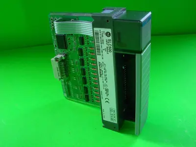 USED ALLEN BRADLEY 1746-IB32 SER D