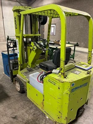 Used 1972 CLARK 40B Electric Forklifts Oregon US | RTR Services #1405156