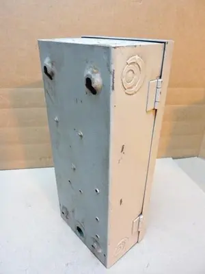 USED SQUARE D H-361