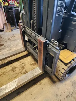 USED 2015 CATERPILLAR 2ET4000