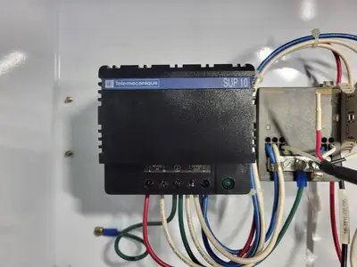 USED SQUARE D MODEL 6