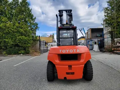 USED 2012 TOYOTA 7FDU70