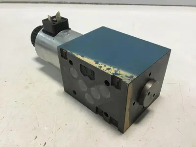 USED BOSCH 0 810 001 825