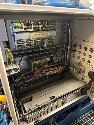 1998 WARTSILA Vasa 18V32DF Générateur AC Cogénération | Perry Equipment (14)