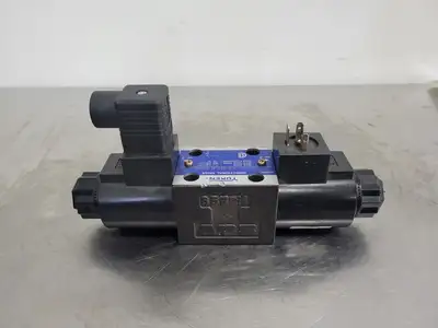 NEW YUKEN DSG-01-3C3-D12-N-60905