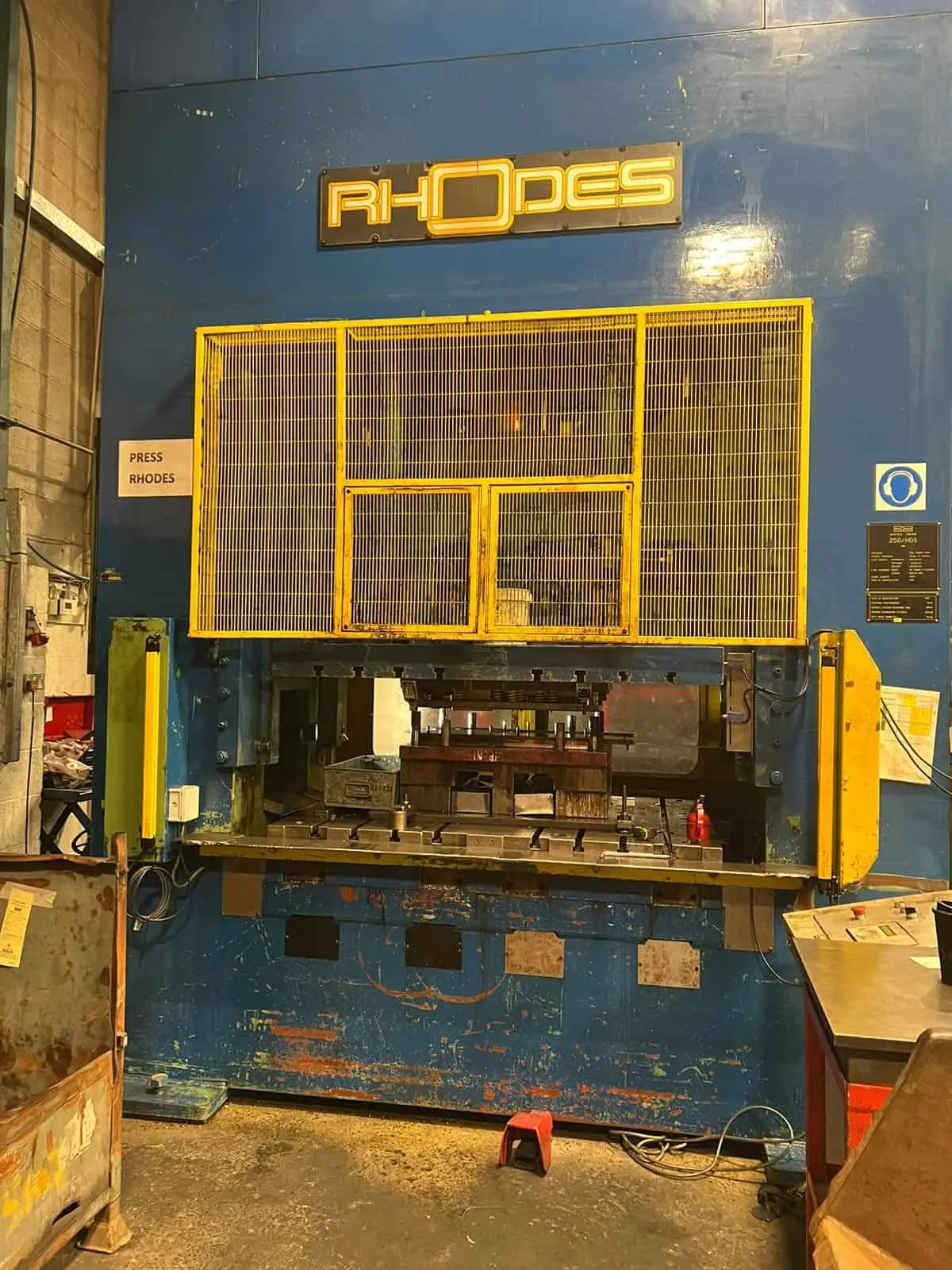 Rhodes HDS 250
