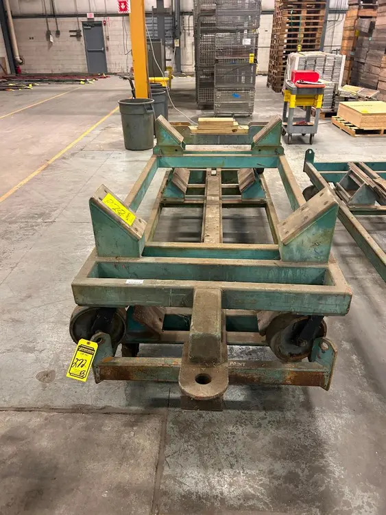 Used _UNKNOWN_ _UNKNOWN_ Distribution and Warehouse Trolleys Virginia US | Myron Bowling Auctioneers Inc #1561989