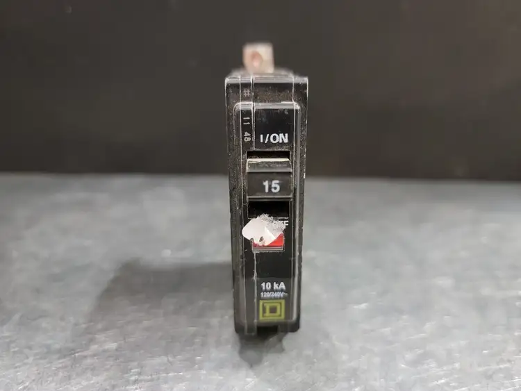 Used SQUARE D QOB115 Switchgears British Columbia CA | Lenmark #243796
