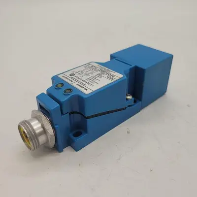 New | in-Stock ALLEN-BRADLEY ALLEN-BRADLEY INDUCTIVE PROXIMITY LIMIT SWITCH 871L-ENB15Q40 Sensors | ND Industrial Surplus #1212170