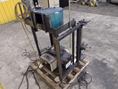 500 LB PANDJIRIS MODEL ALPHA 5-3 WELDING POSITIONER, 115 VOLT: STOCK #23360