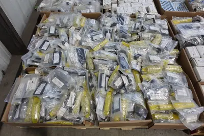 4 PALLETS OF ASSORTED ELECTRICAL PLUGS, FITTINGS, CONNECTORS, AND TERMINAL BLOCKS
