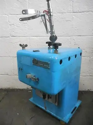 Hofliger and Karg model GKF50 powder filler.