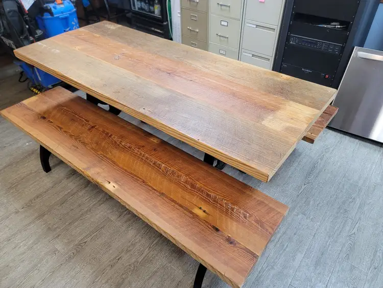 Used FalconRestaurantSupply Used Beautiful Reclaimed Wood Table with 2 Benches - Pine Restaurant Equipment (Miscellaneous) Illinois US | Falcon Restaurant Supply #1376824