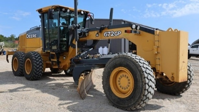 USED 2016 Deere 672GP