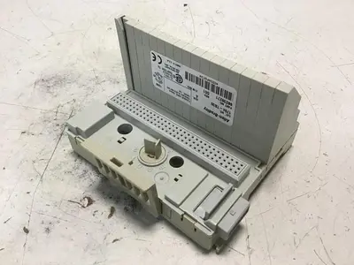 USED ALLEN BRADLEY 1794-TB3S SER A