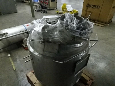 USED PERRY PRODUCTS 160 GALLON